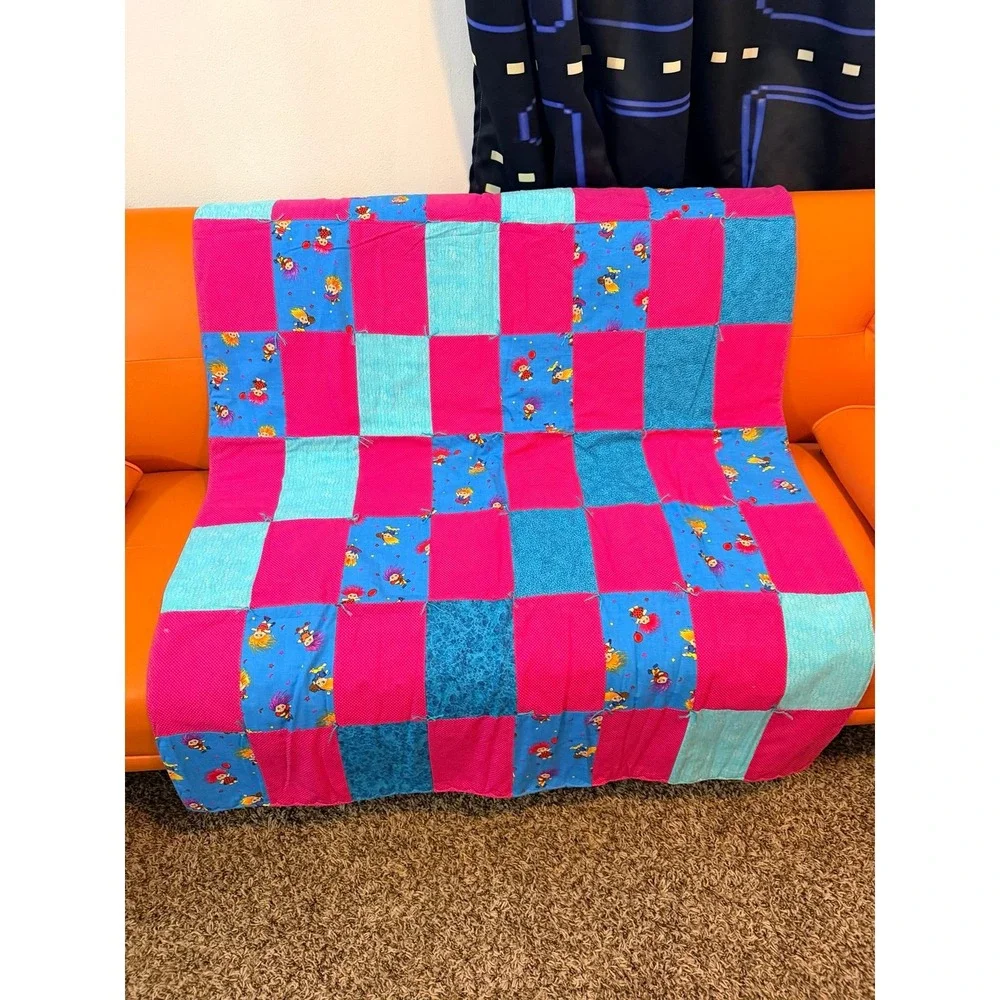 Trolls blanket